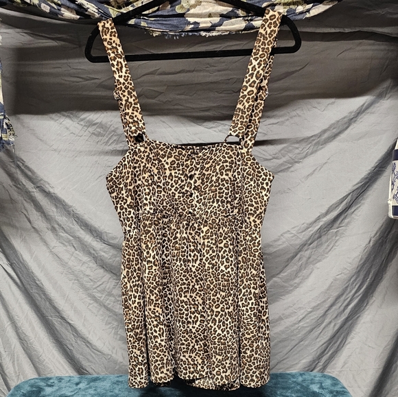 wild fable Dresses & Skirts - Wild Fable Leopard Print Jumper with Adjustable Straps size XL
